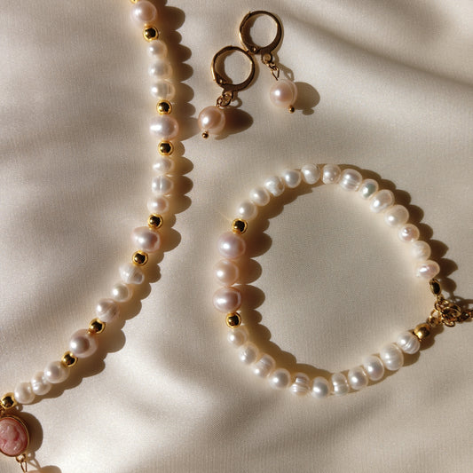 Victoria Petal bracelet